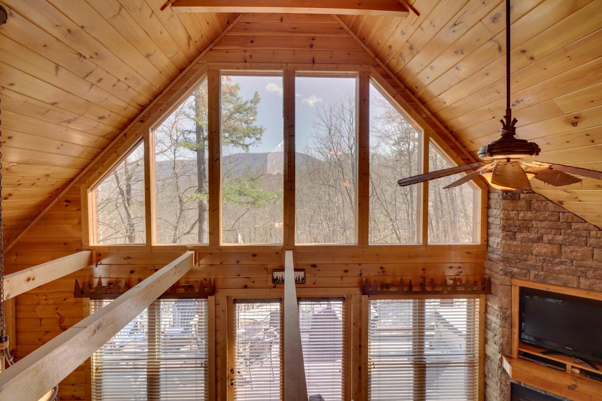 Hatcher Mtn Retreat Sevierville Cabin With Hot Tub! Luaran gambar